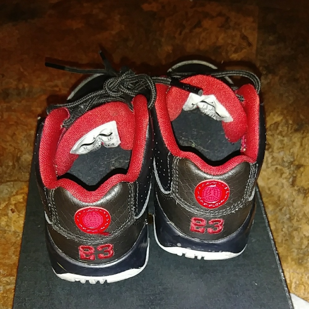Jordan - Picture 3 of 3
